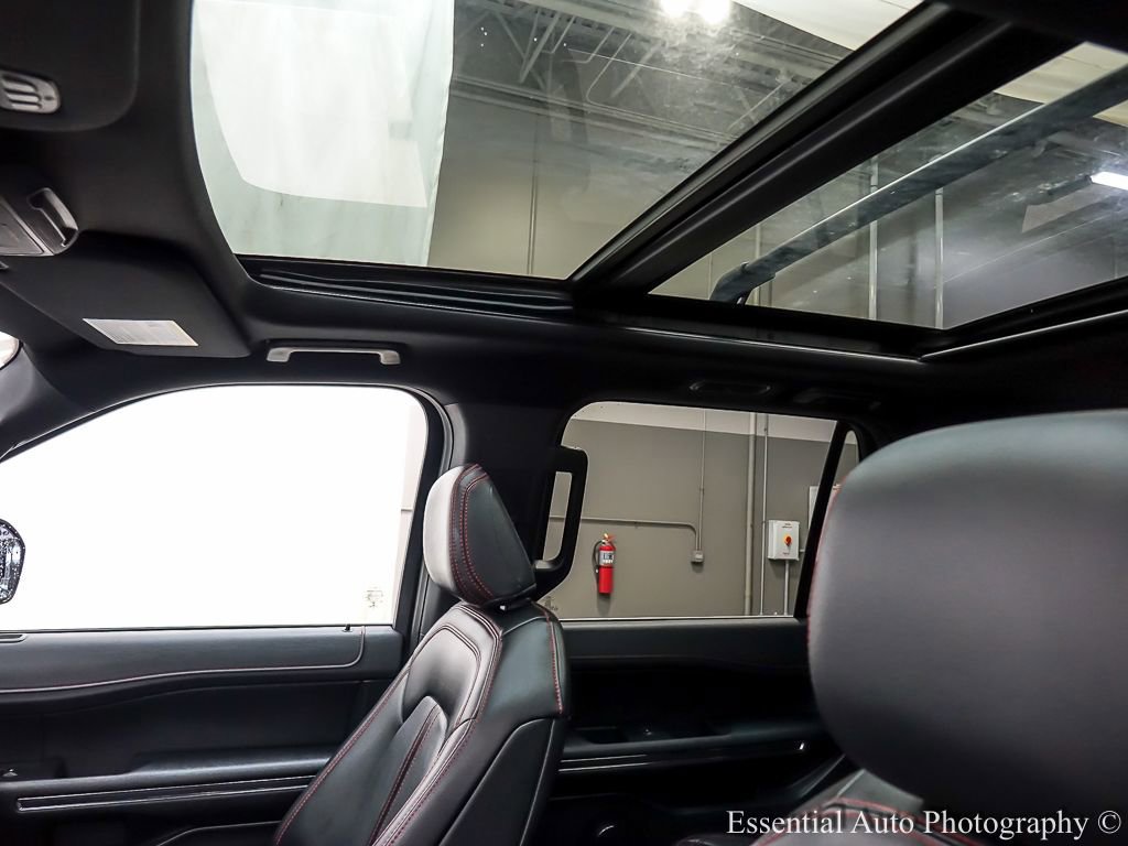 Certified 2022 Ford Expedition Max Limited image 12