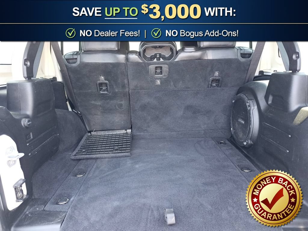 Used 2019 Jeep Wrangler Unlimited Sahara AWD/4WD image 23