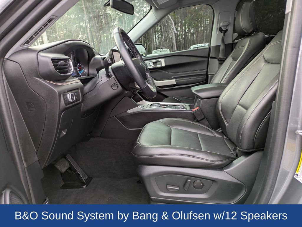 Certified 2022 Ford Explorer Limited w/ Equipment Group 301A image 17