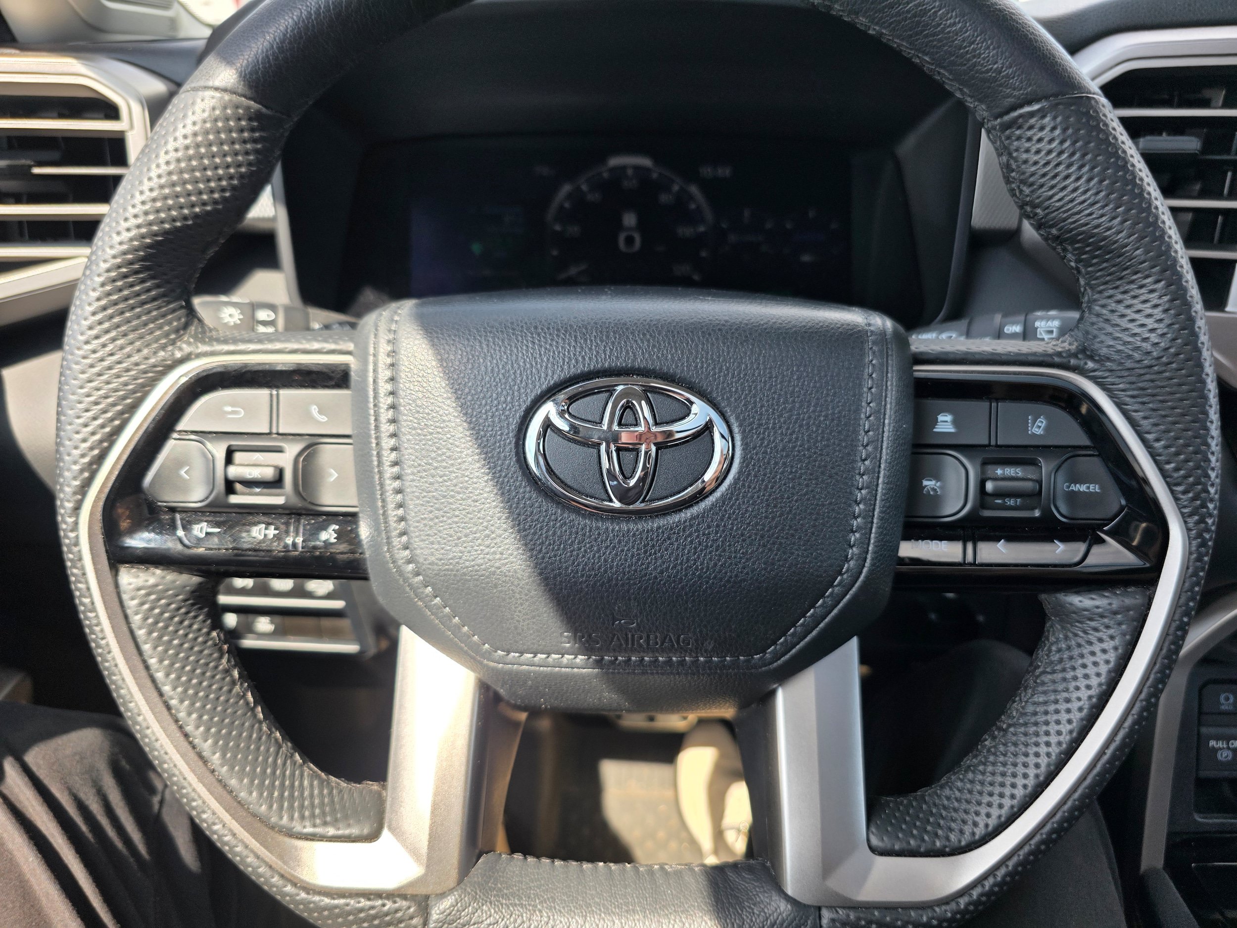 Used 2024 Toyota Sequoia Limited w/ TRD Off-Road Package AWD/4WD image 15