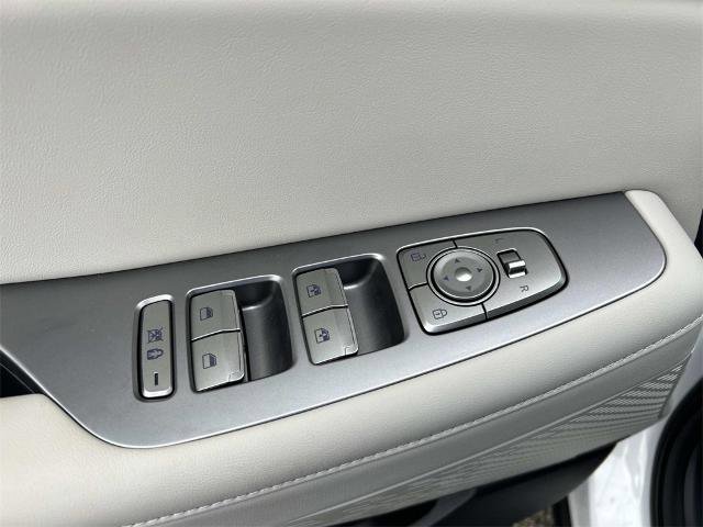 Used 2025 Hyundai Palisade Limited image 27