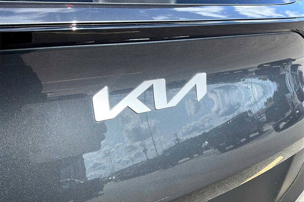 Used 2024 Kia Sportage LX image 30