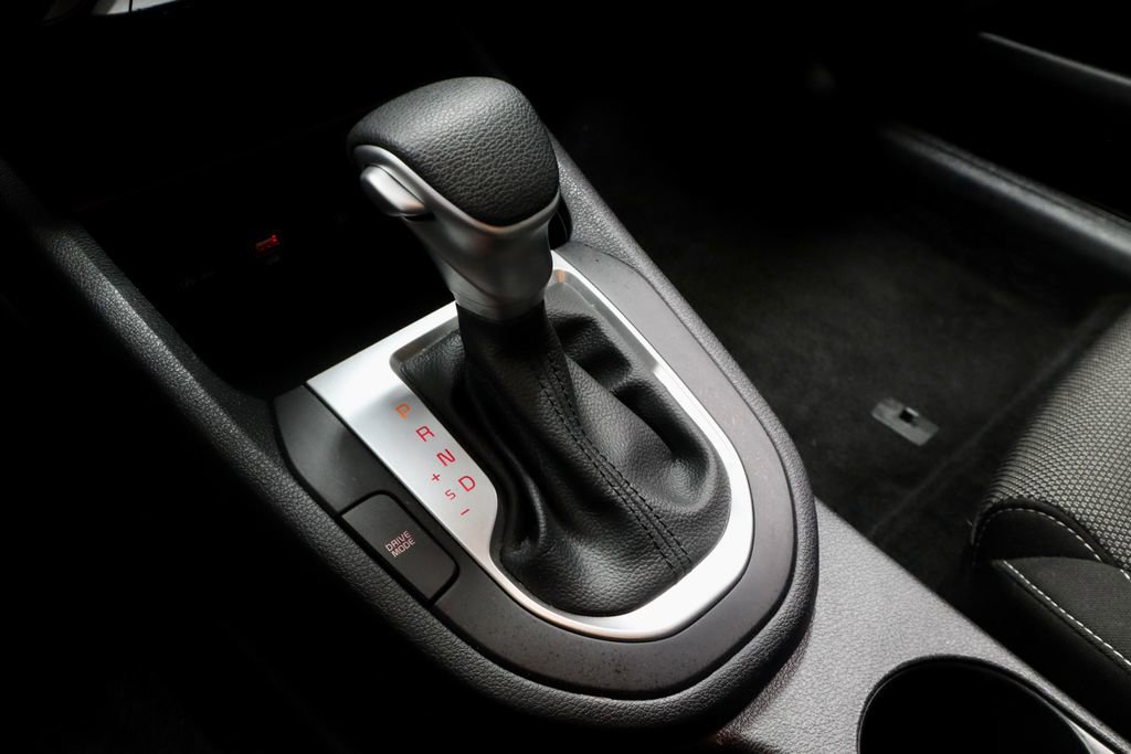 Used 2024 Kia Forte LXS w/ LXS Technology Package FWD image 33