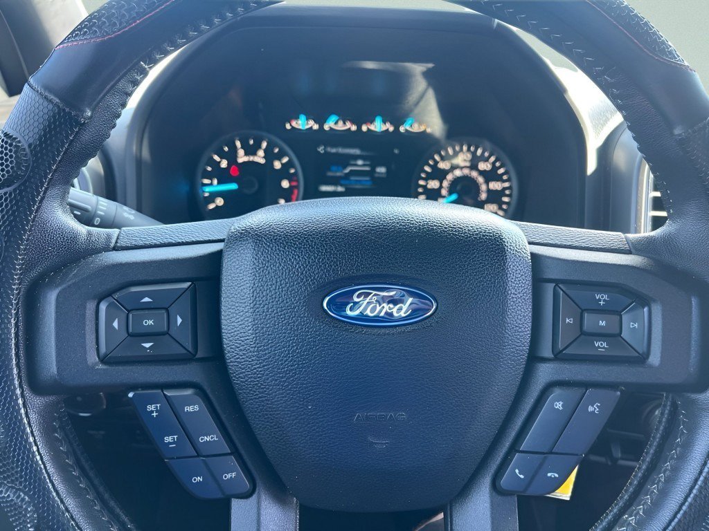Certified 2019 Ford F150 XLT w/ Equipment Group 302A Luxury AWD/4WD image 27