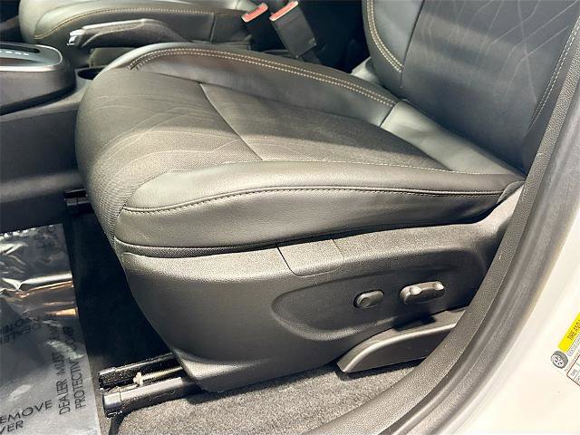 Used 2019 Chevrolet Trax LT w/ Driver Confidence Package image 16