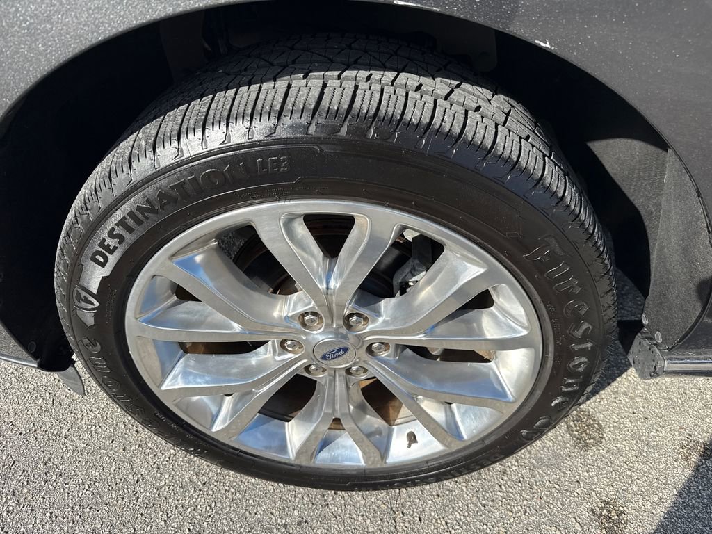 Certified 2019 Ford Expedition Platinum image 13