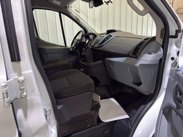 Certified 2017 Ford Transit 150 XLT RWD image 34