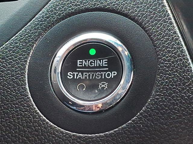 Certified 2018 Ford Explorer XLT w/ Equipment Group 202A image 23