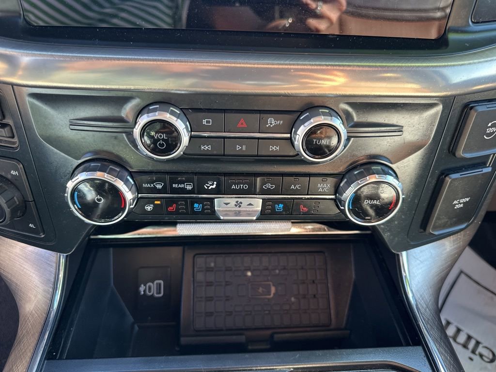 Certified 2025 Ford F150 King Ranch AWD/4WD image 27