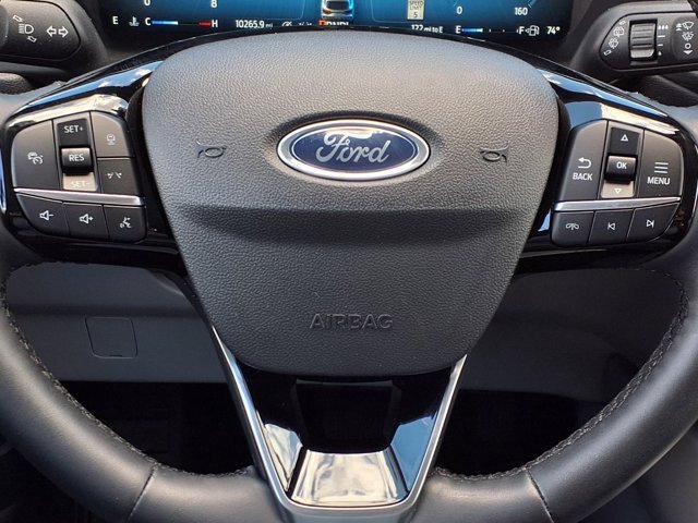 Certified 2024 Ford Escape Platinum AWD/4WD image 16