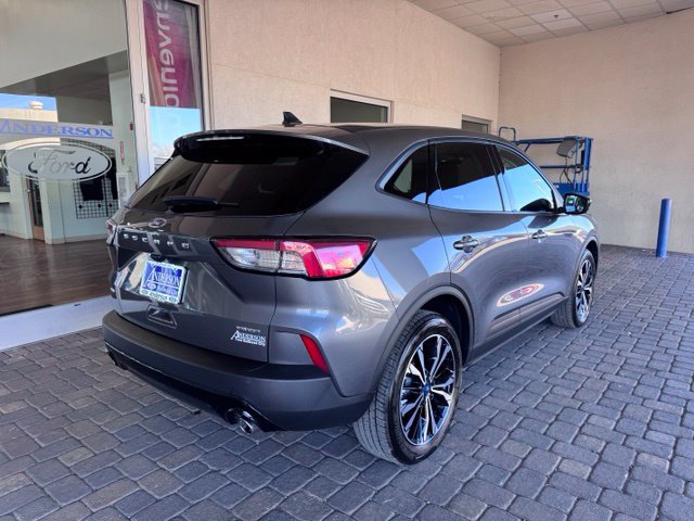 Certified 2022 Ford Escape SE w/ SE Sport Appearance Package AWD/4WD image 5