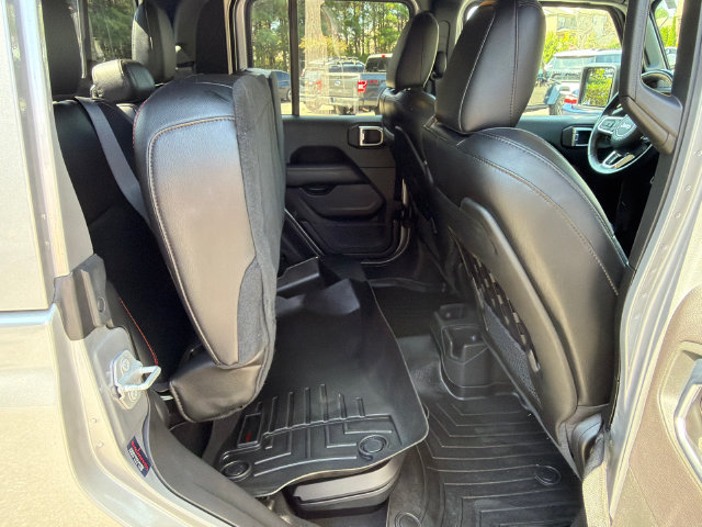 Used 2020 Jeep Gladiator Rubicon AWD/4WD image 17
