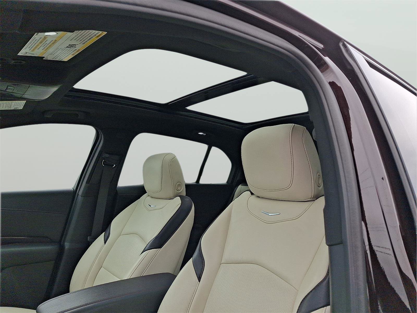 Used 2021 Cadillac XT4 Sport image 30