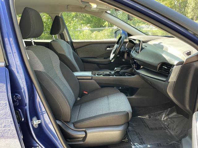 Used 2022 Nissan Rogue SV image 19