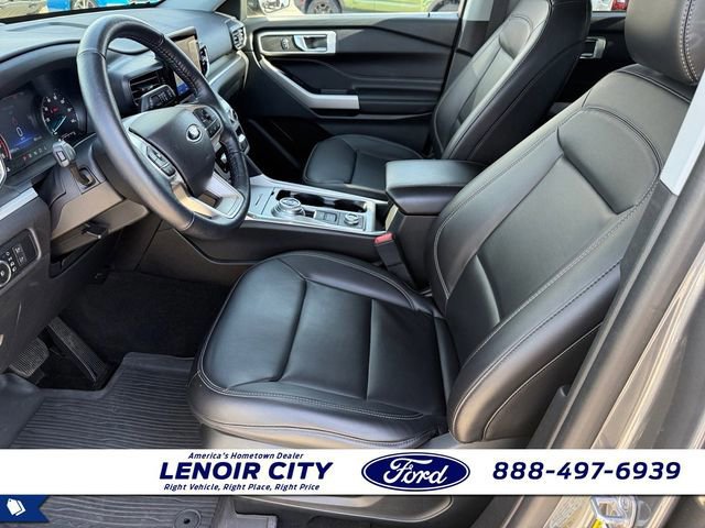 Certified 2022 Ford Explorer XLT w/ Equipment Group 202A image 10