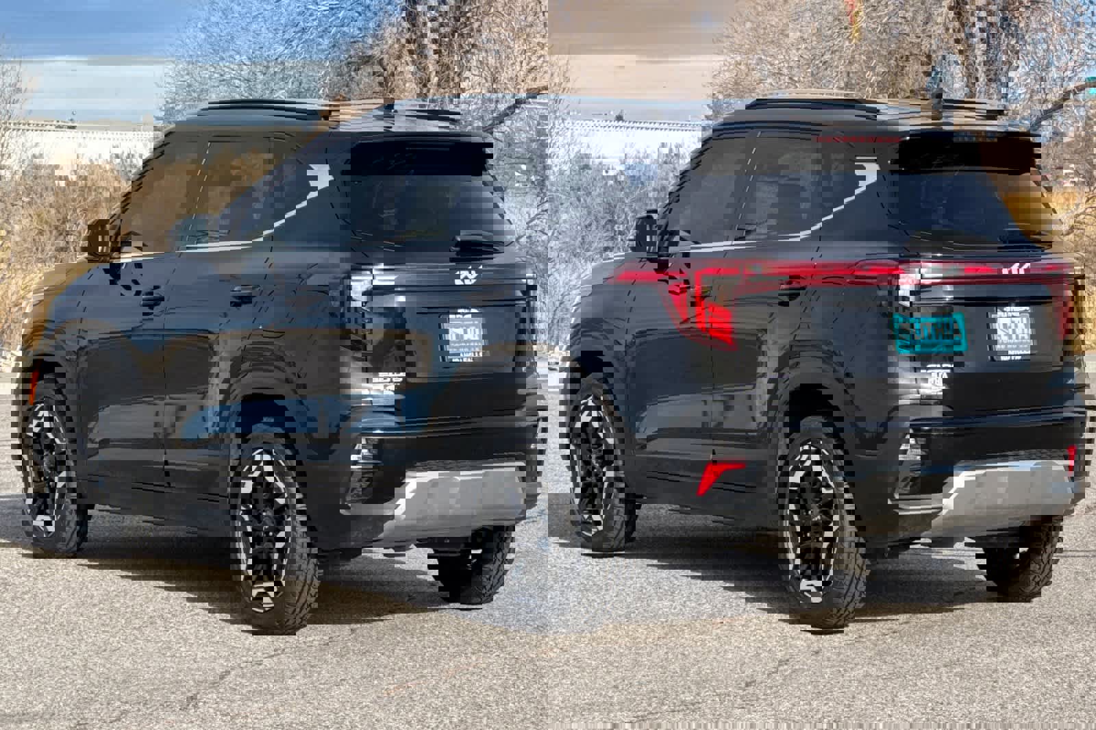 Used 2024 Kia Seltos SX image 3