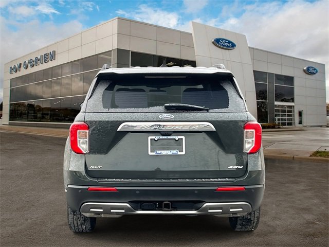 Certified 2022 Ford Explorer XLT w/ Equipment Group 202A image 4