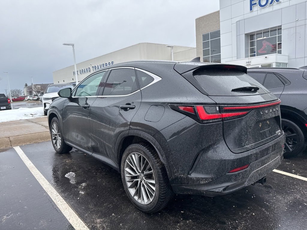 Used 2022 Lexus NX 300h AWD image 7