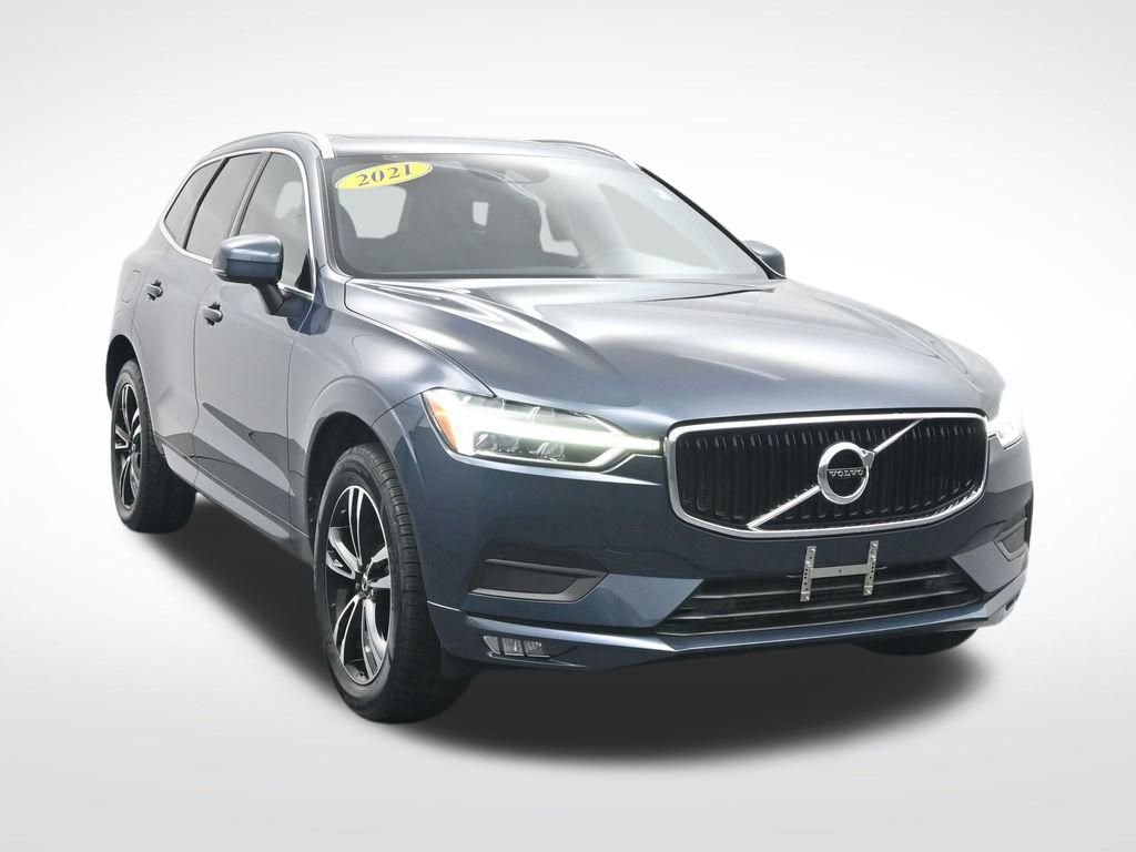 Used 2021 Volvo XC60 T5 Momentum w/ Protection Package Premier FWD image 3