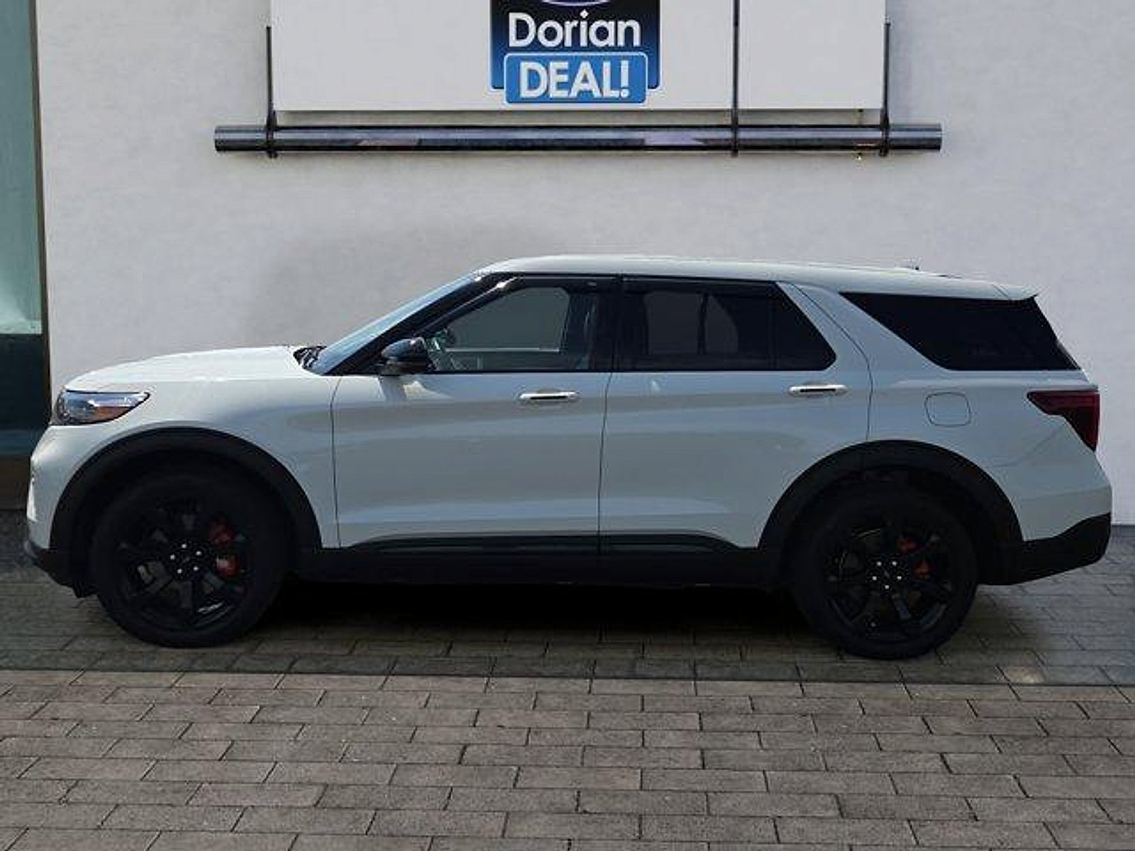 Certified 2022 Ford Explorer ST w/ Equipment Group 401A AWD/4WD image 6