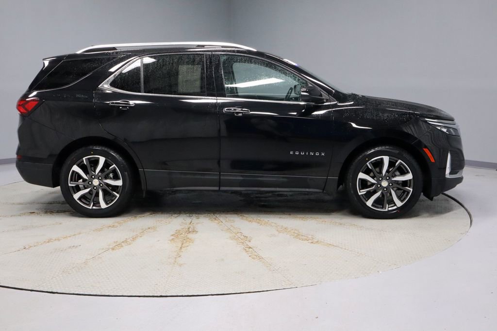 Used 2022 Chevrolet Equinox Premier FWD image 12