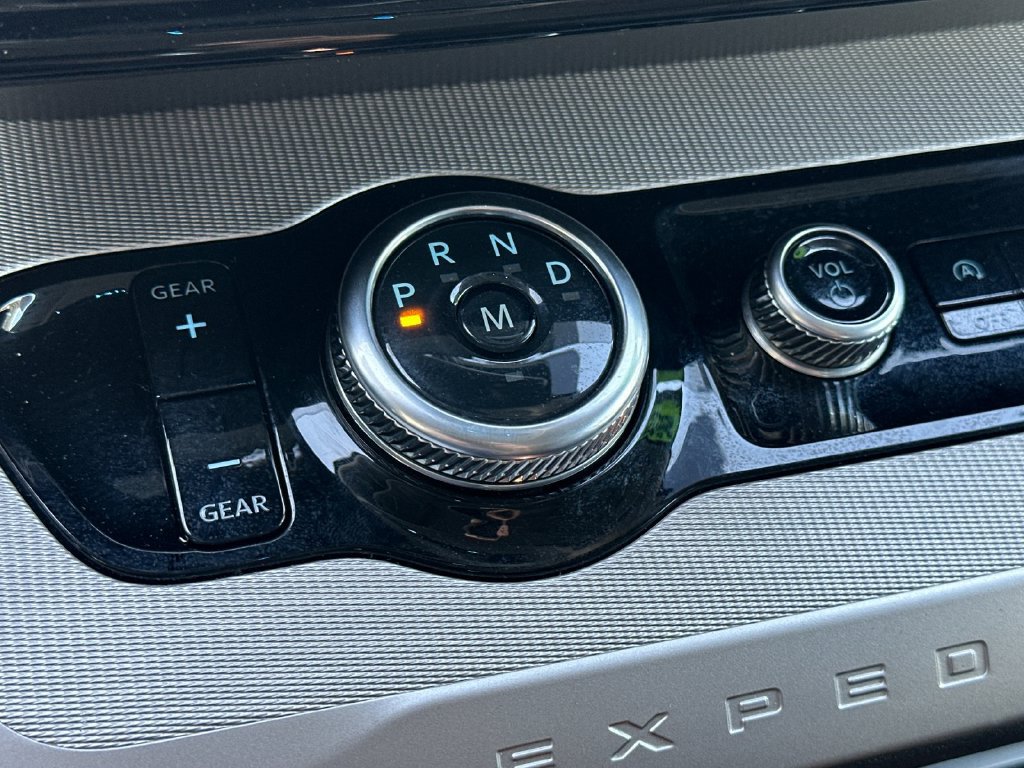 Certified 2025 Ford Expedition Active RWD image 19