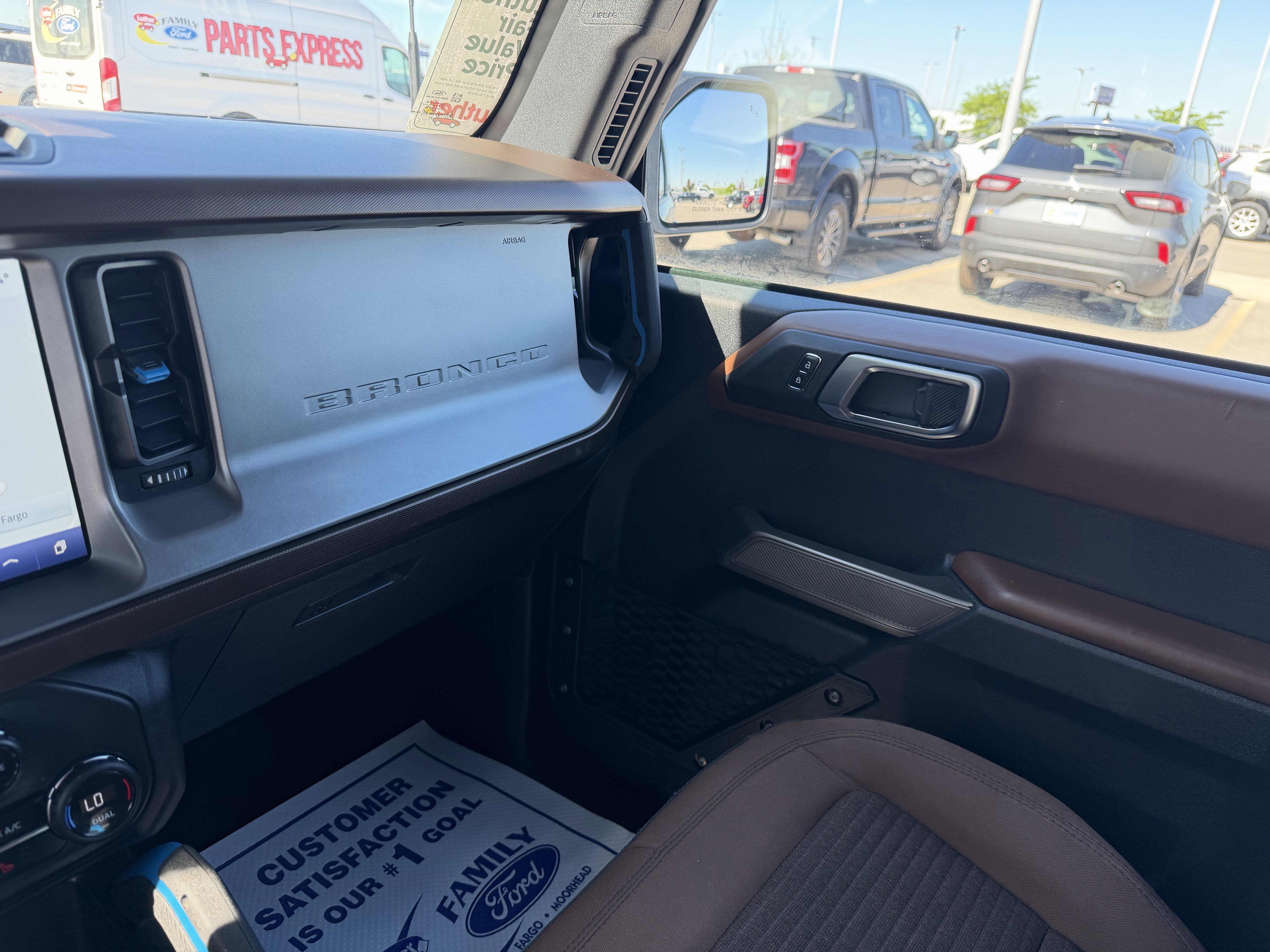 Certified 2023 Ford Bronco Outer Banks AWD/4WD image 11