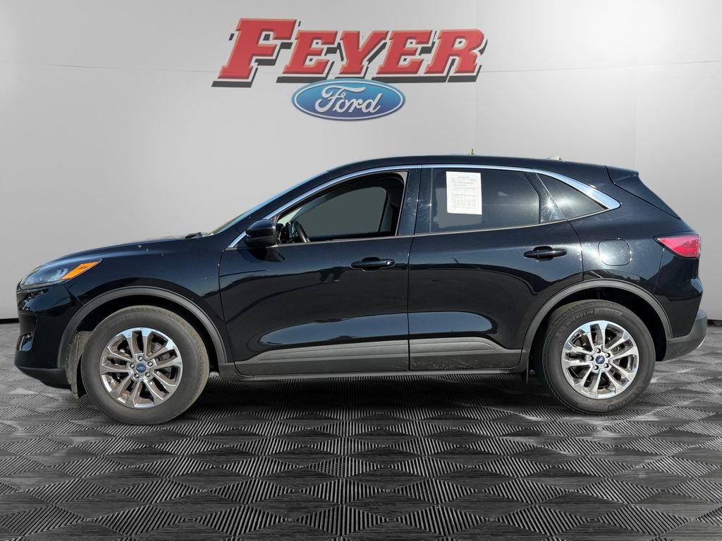 Certified 2021 Ford Escape SE w/ Cold Weather Package FWD image 2