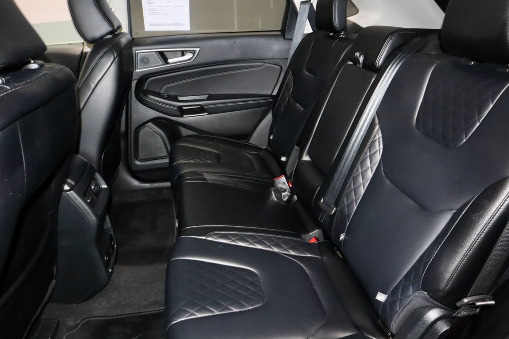 Certified 2024 Ford Edge Titanium AWD/4WD image 22