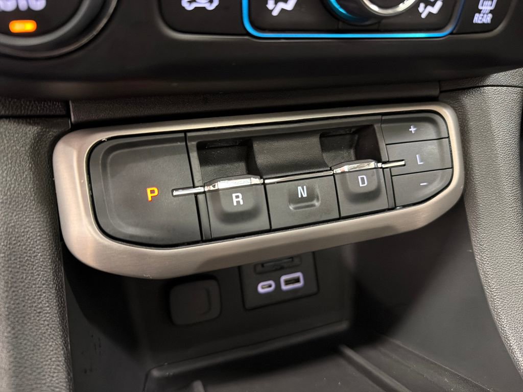Used 2023 GMC Acadia Denali w/ Black Diamond Edition FWD image 30