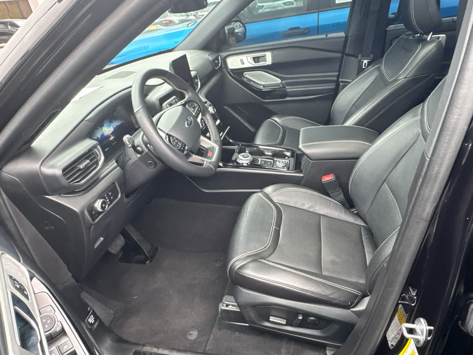 Certified 2023 Ford Explorer ST w/ Equipment Group 401A AWD/4WD image 3