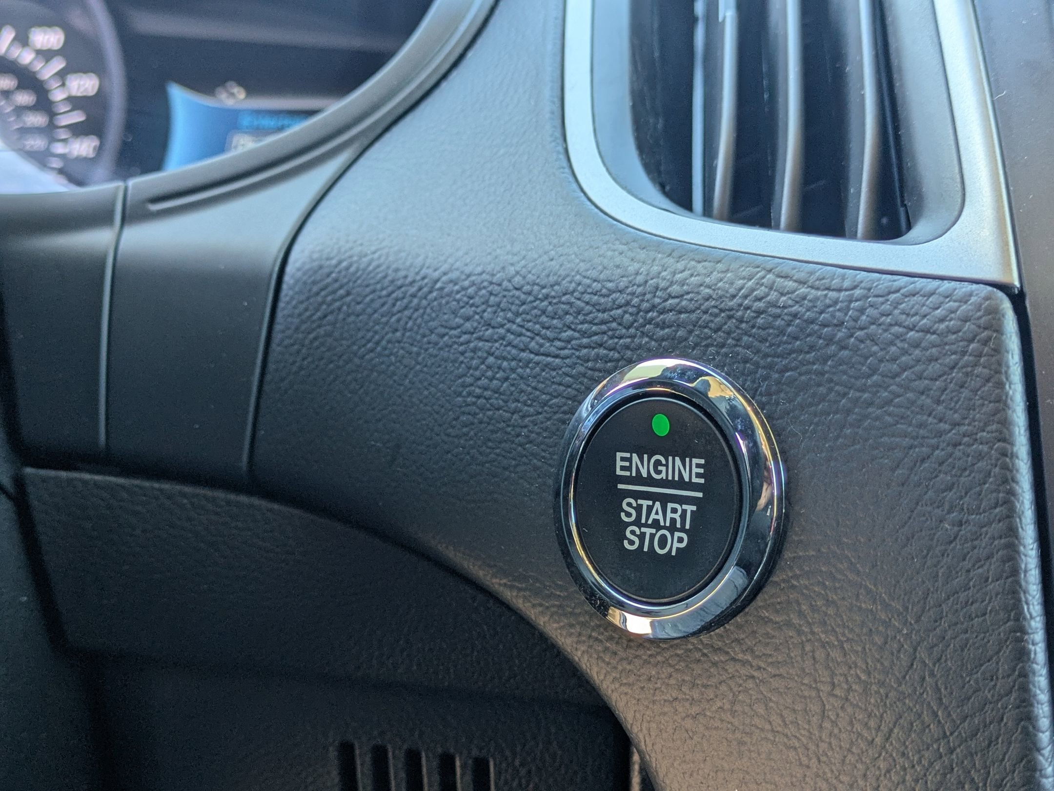 Certified 2022 Ford Edge SEL w/ Convenience Package image 24