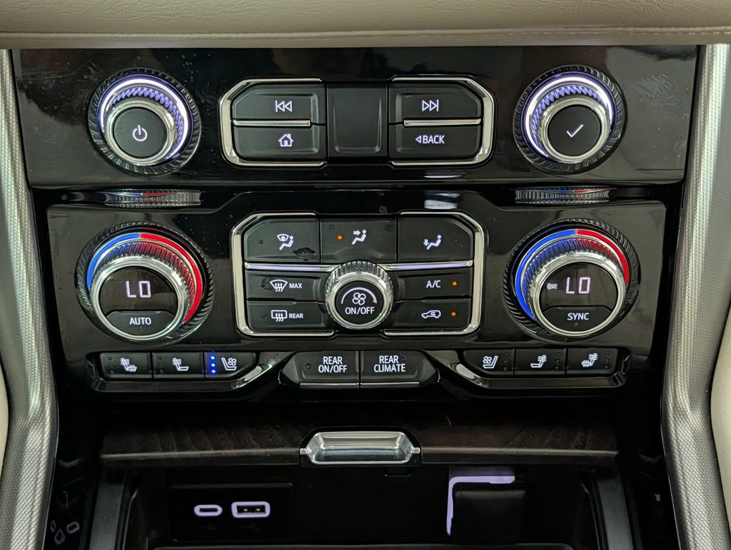Used 2023 GMC Yukon XL Denali w/ Max Trailering Package AWD/4WD image 17