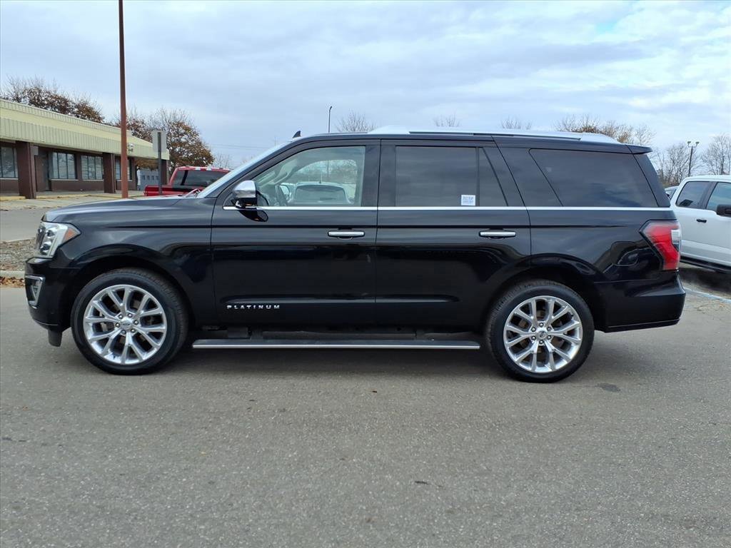 Certified 2018 Ford Expedition Platinum image 2