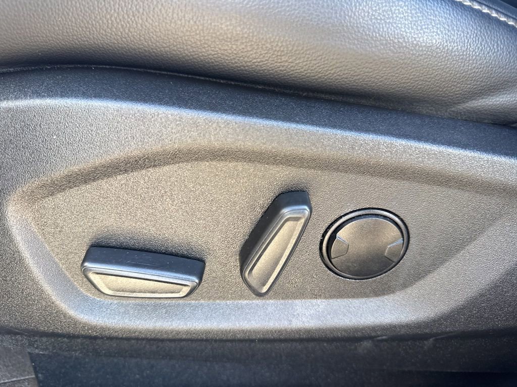 Certified 2024 Ford Edge SEL image 17