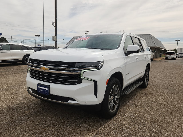 Used 2024 Chevrolet Tahoe LT w/ Luxury Package AWD/4WD image 3