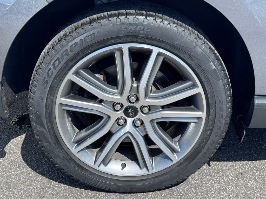 Certified 2023 Ford Edge Titanium AWD/4WD image 49