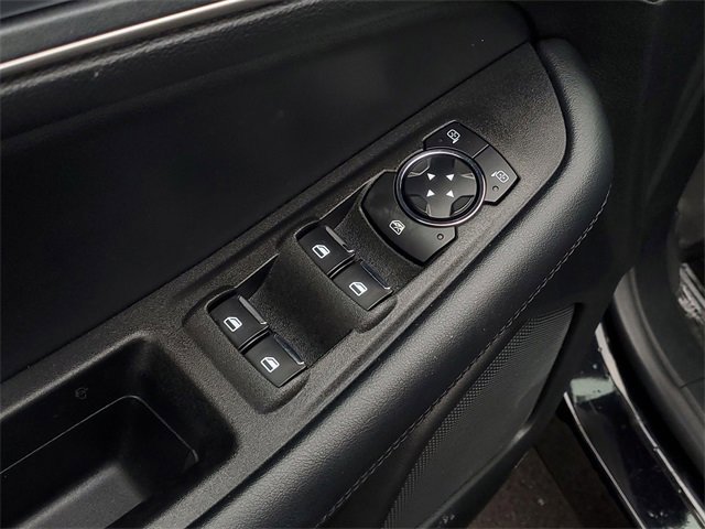 Certified 2024 Ford Edge SEL w/ Convenience Package image 9