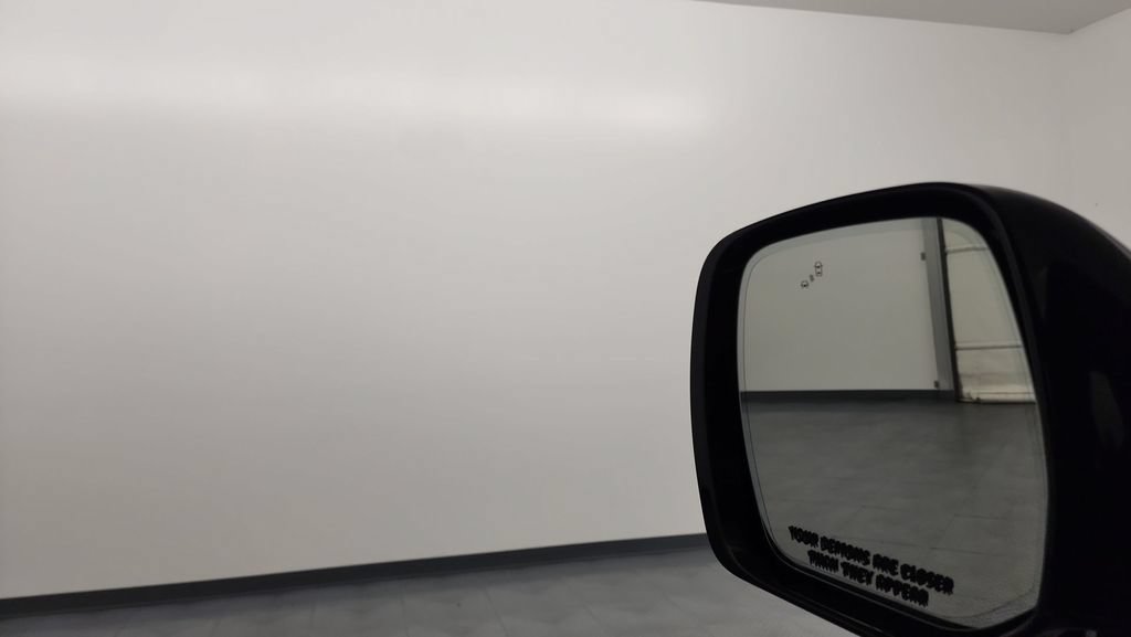Used 2024 INFINITI QX80 Luxe AWD/4WD image 18
