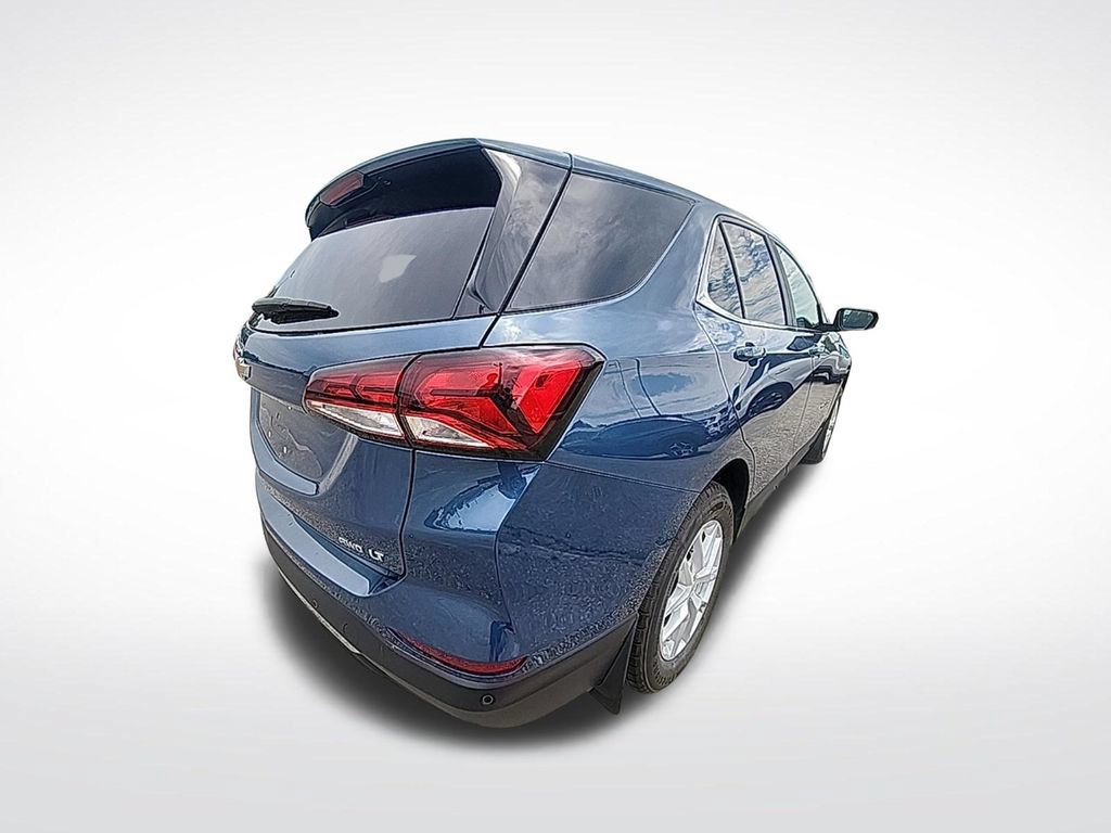 Used 2024 Chevrolet Equinox LT AWD/4WD image 7