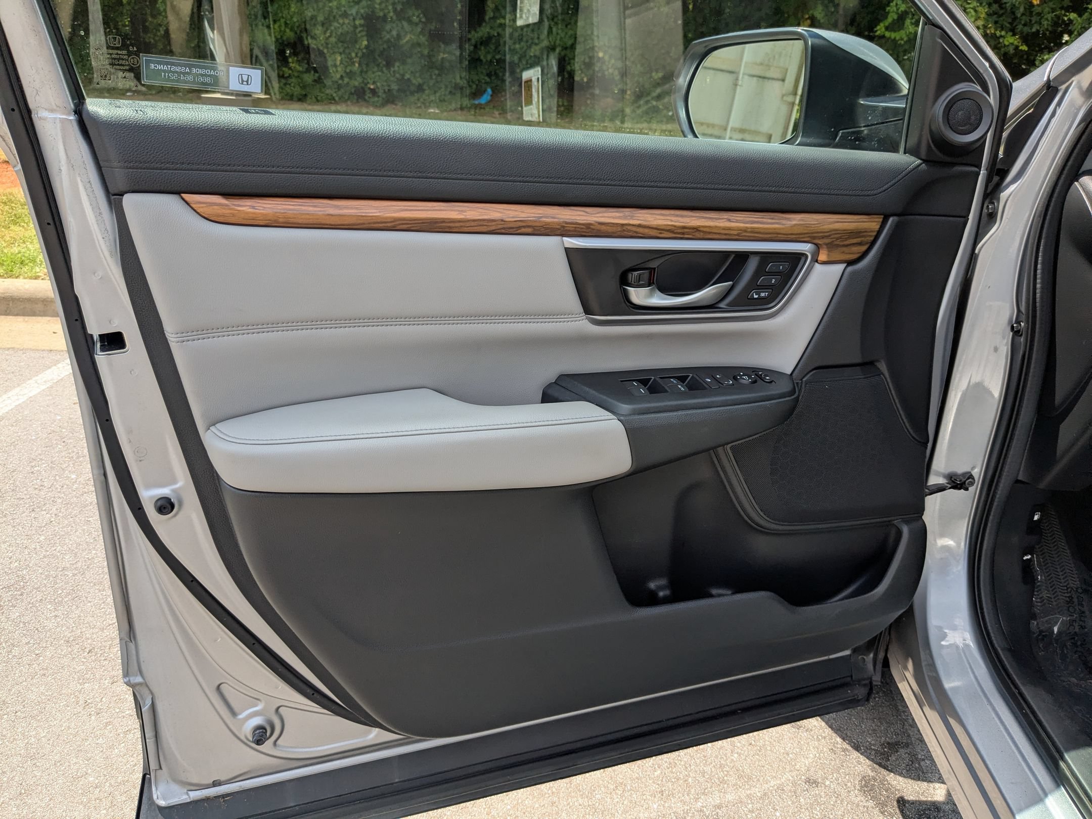 Used 2017 Honda CR-V EX-L image 9