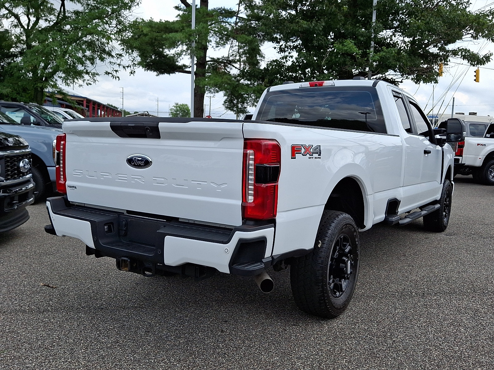 Certified 2025 Ford F350 XL w/ STX Appearance Package AWD/4WD image 10