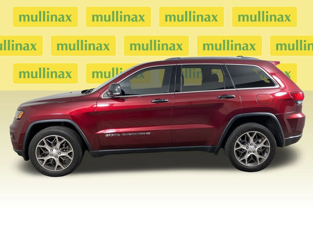 Used 2022 Jeep Grand Cherokee Limited w/ Trailer Tow Group IV image 2