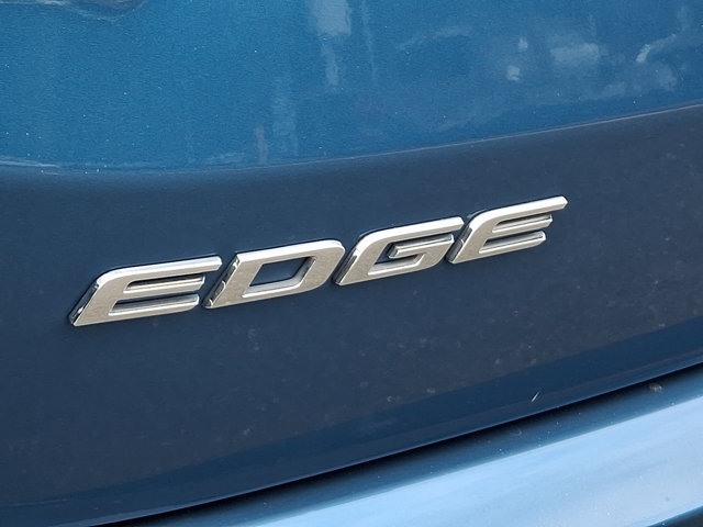 Certified 2019 Ford Edge ST w/ Convenience Package AWD/4WD image 40