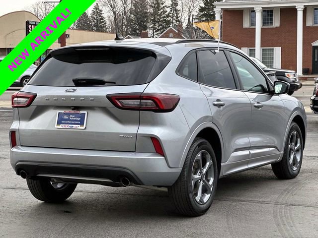 Certified 2024 Ford Escape ST-Line Select image 2