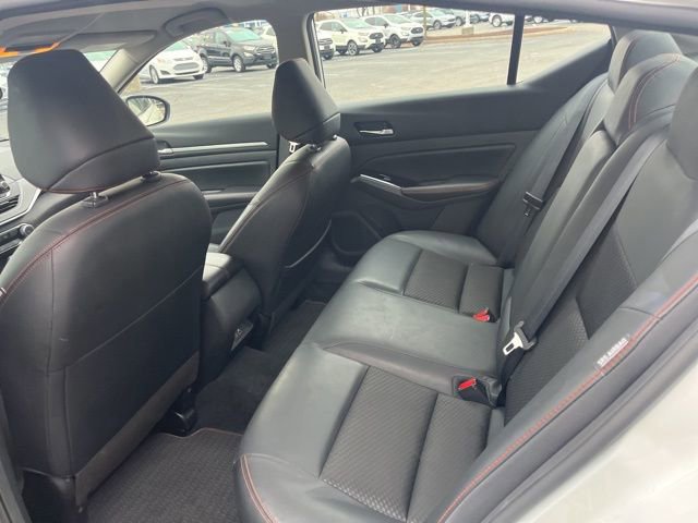 Used 2024 Nissan Altima 2.5 SR image 13