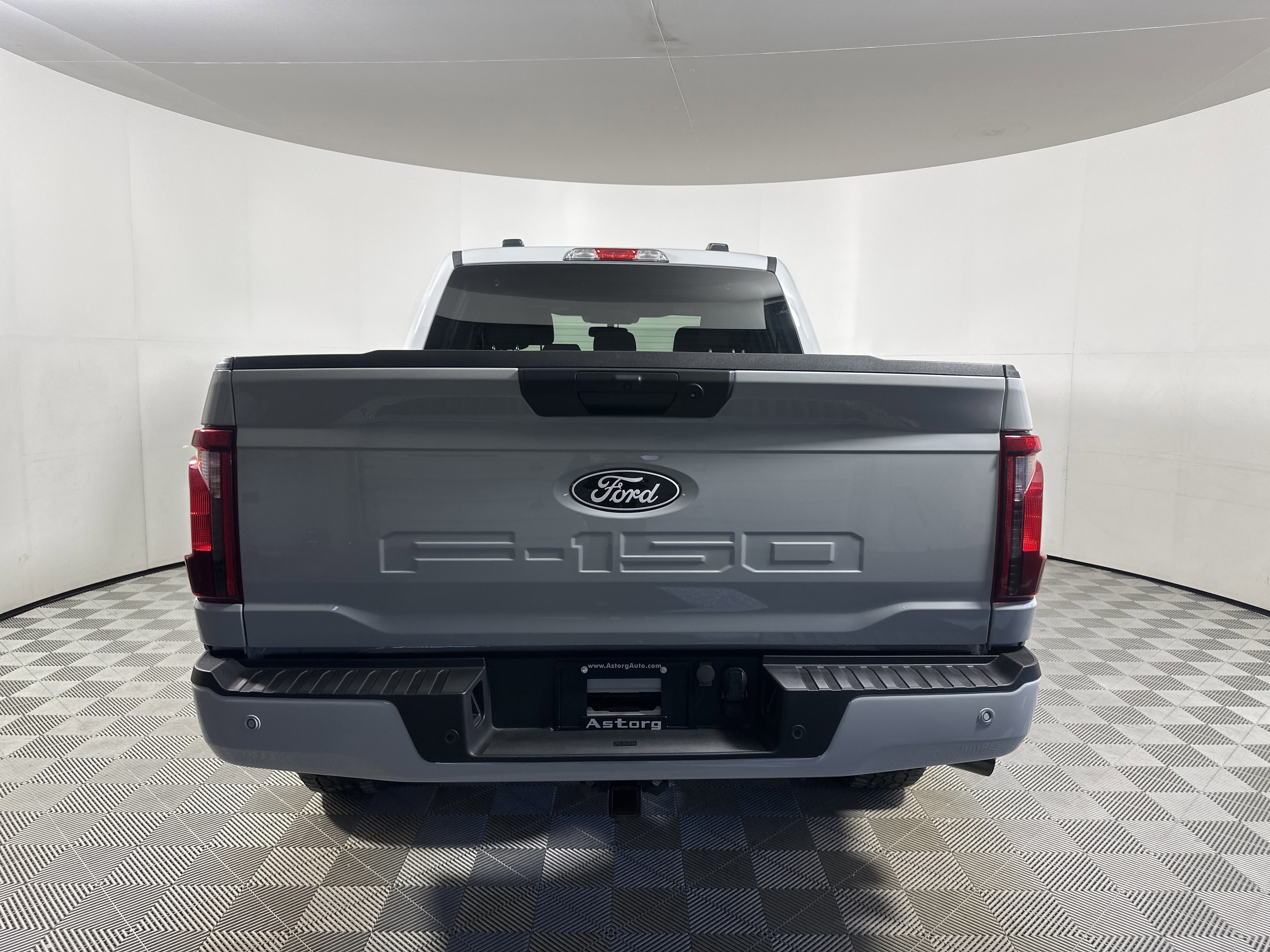 Certified 2024 Ford F150 XLT w/ XLT Black Appearance Package image 4