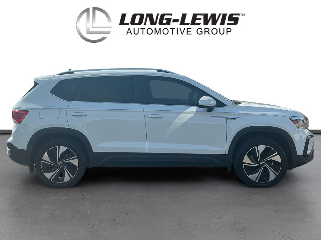Used 2024 Volkswagen Taos SE AWD/4WD image 8