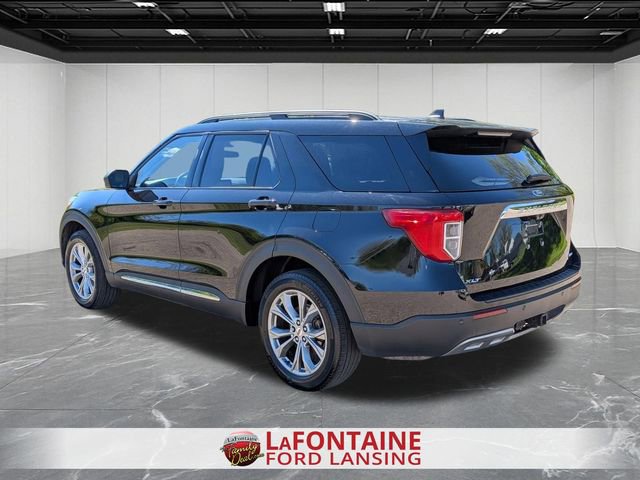 Certified 2023 Ford Explorer XLT w/ Equipment Group 202A AWD/4WD image 3