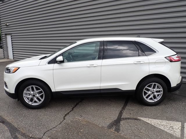 Certified 2023 Ford Edge SEL w/ Convenience Package AWD/4WD image 2